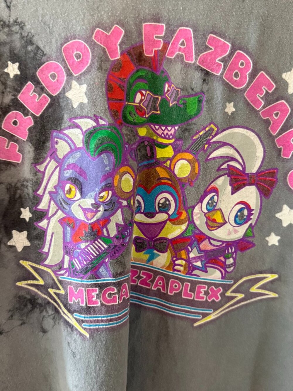 Five Nights at Freddy’s Freddy Fazbear’s Mega Pizzaplex Tee XL
